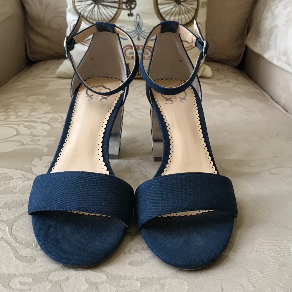 C Wonder shoes